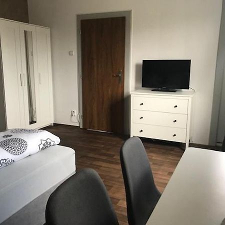 Apartmán Innova Zlín Esterno foto