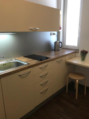 Apartmán Innova Zlín Esterno foto