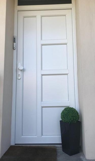 Apartmán Innova Zlín Esterno foto